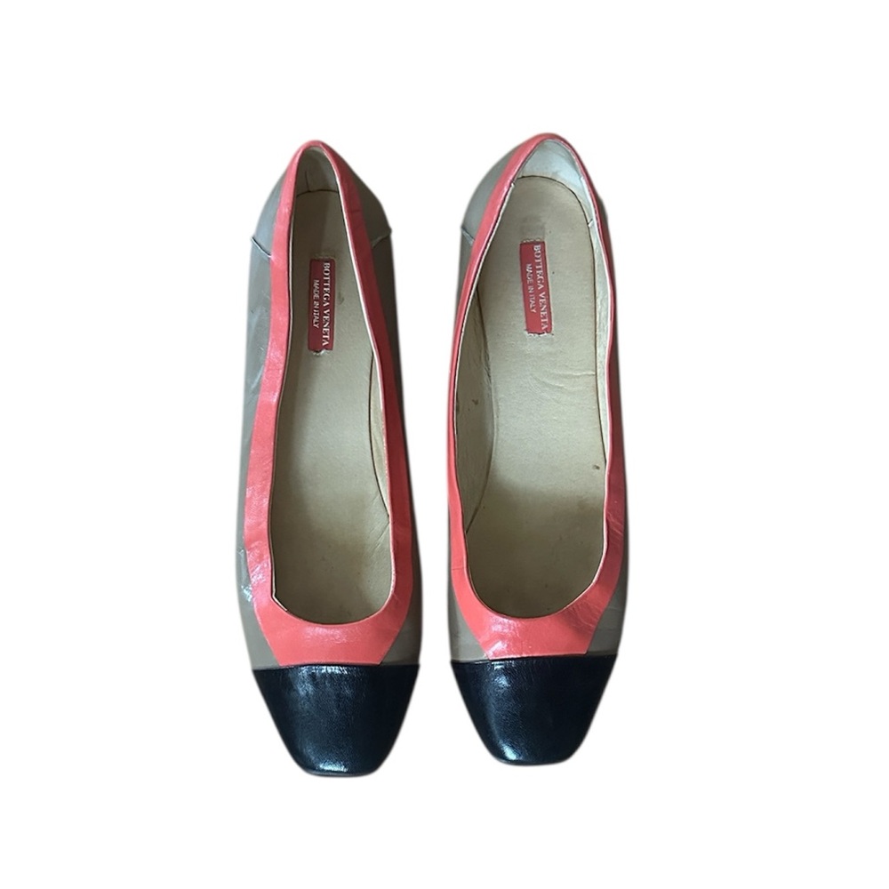 Vintage Bottega‎ Veneta Women's Coral, Tan Black Cap Toe Flats